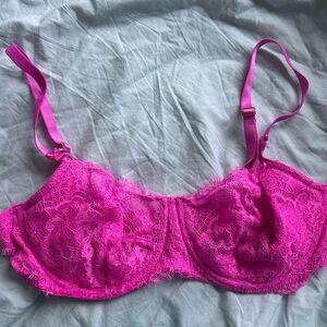 Victoria's Secret Fuchsia Lace Bra